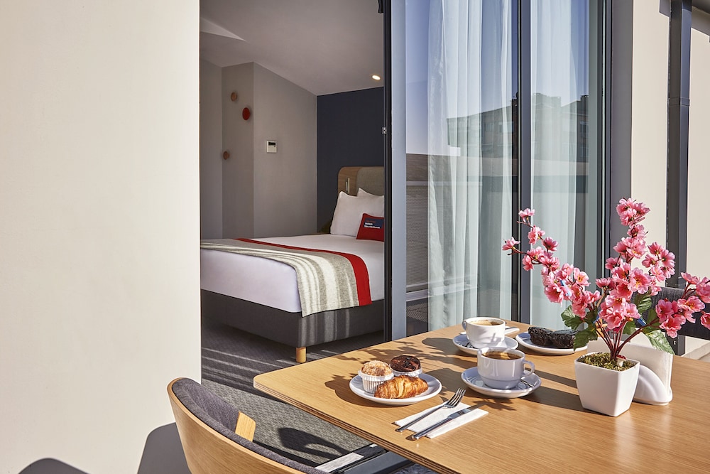 Holiday Inn Express Istanbul - Atakoy Metro 22