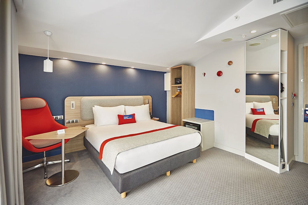 Holiday Inn Express Istanbul - Atakoy Metro 17