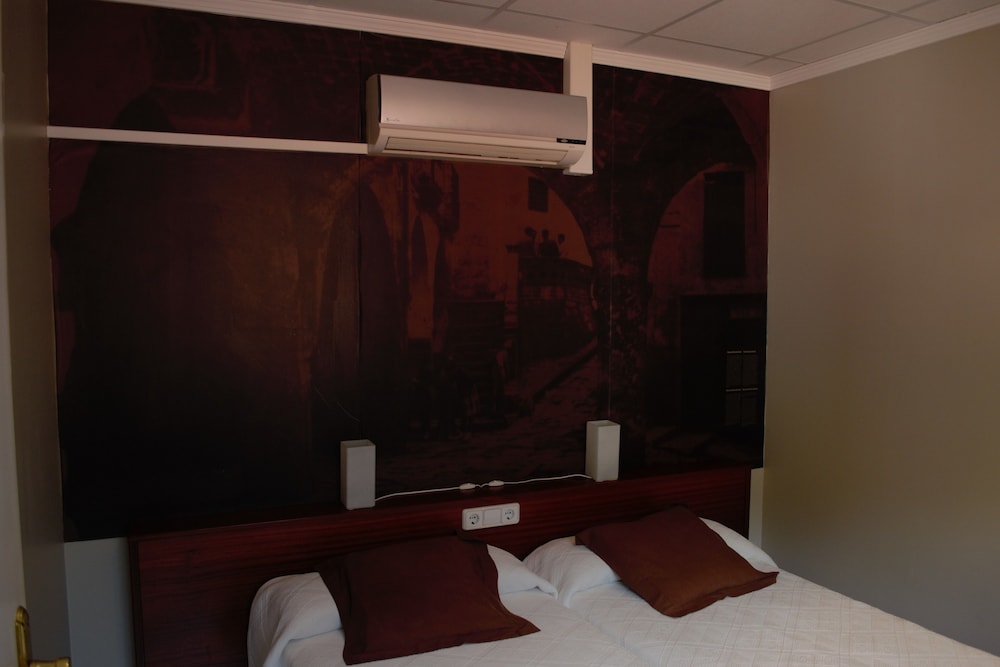 Hotel Restaurant Guilleumes 14