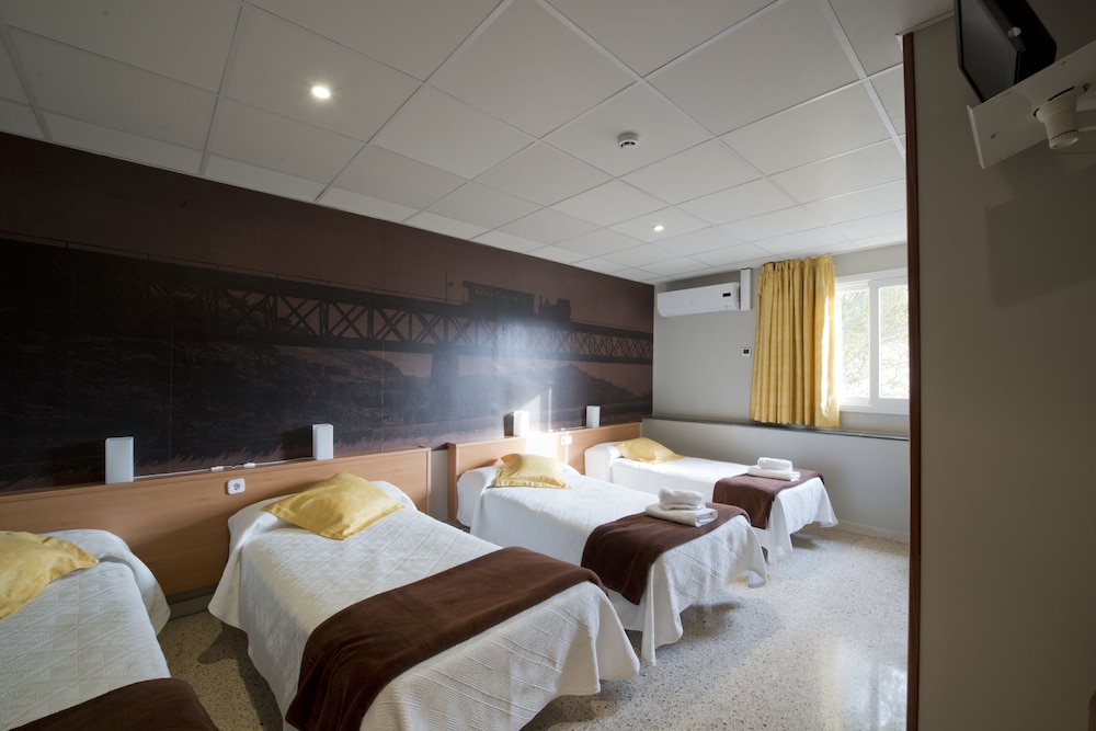 Hotel Restaurant Guilleumes 8