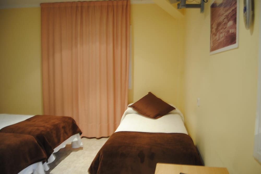 Hotel Restaurant Guilleumes 22