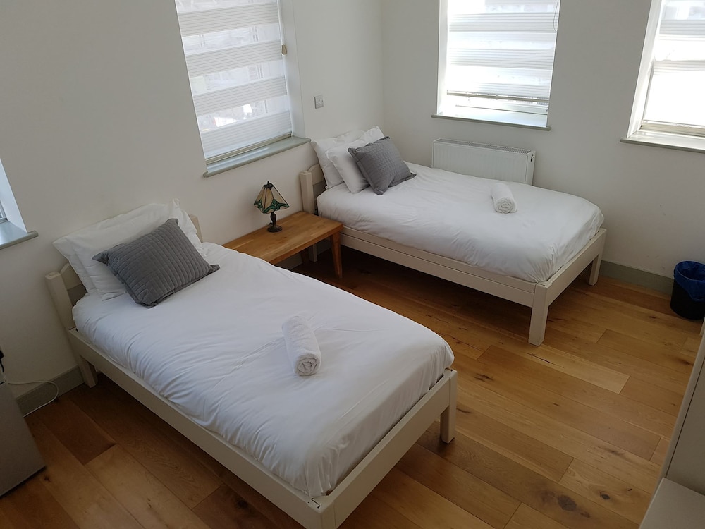 Forest House 14