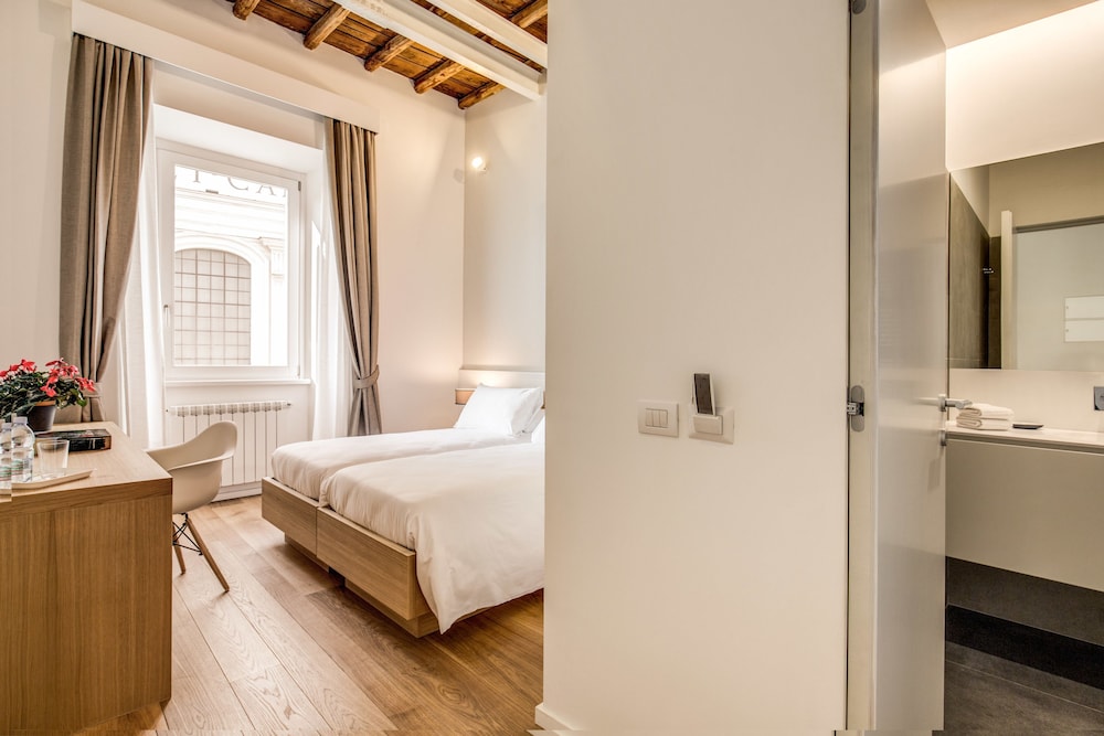 Dopodomani Suite 7