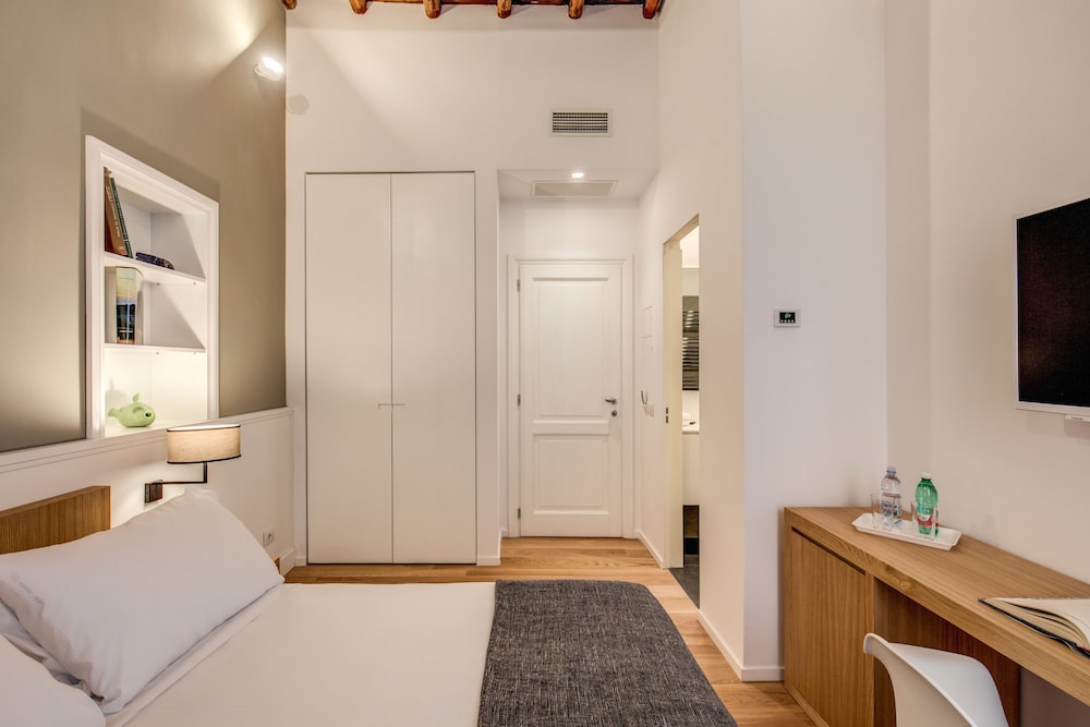 Dopodomani Suite 5