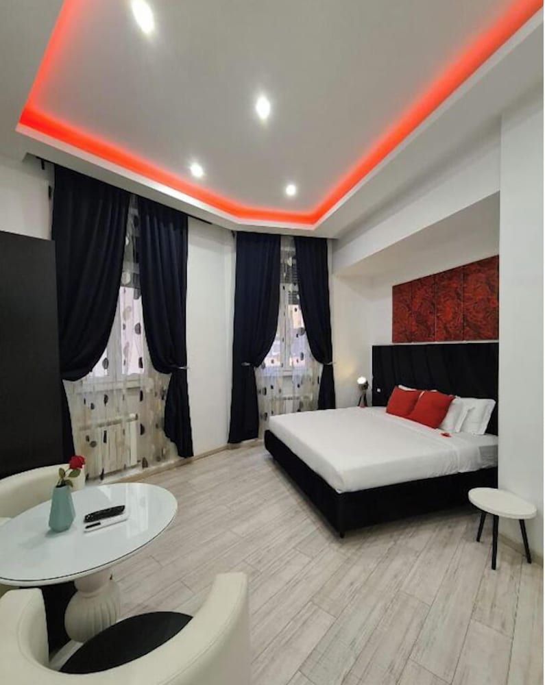 CA Domus Collection Escape Luxury Suite 6
