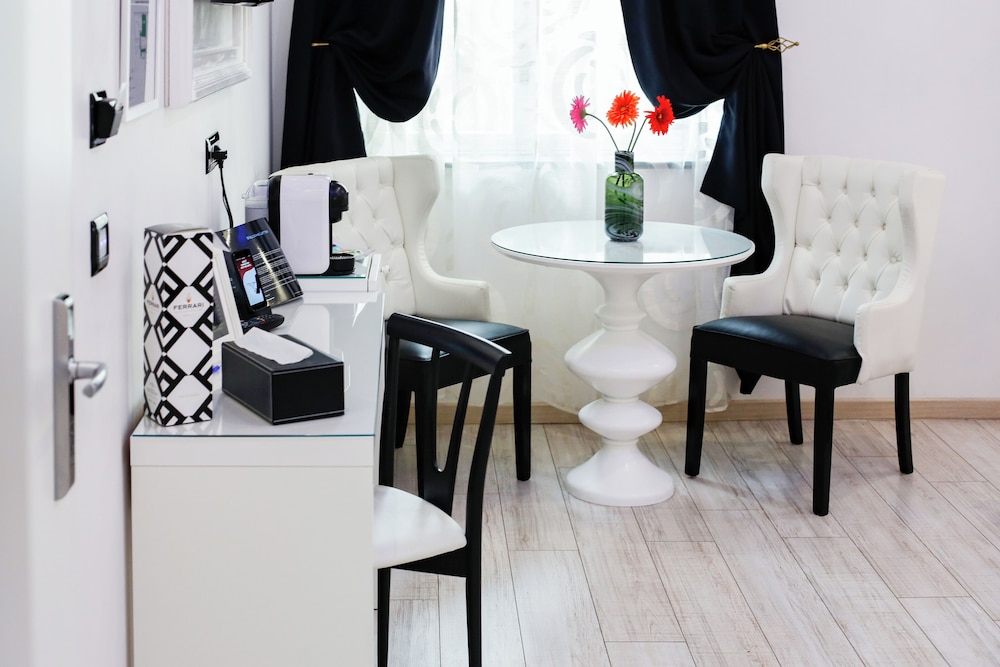CA Domus Collection Escape Luxury Suite 14