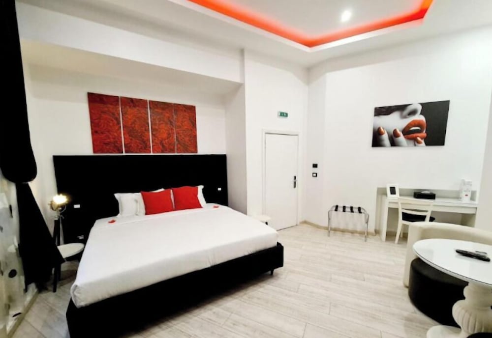 CA Domus Collection Escape Luxury Suite 7