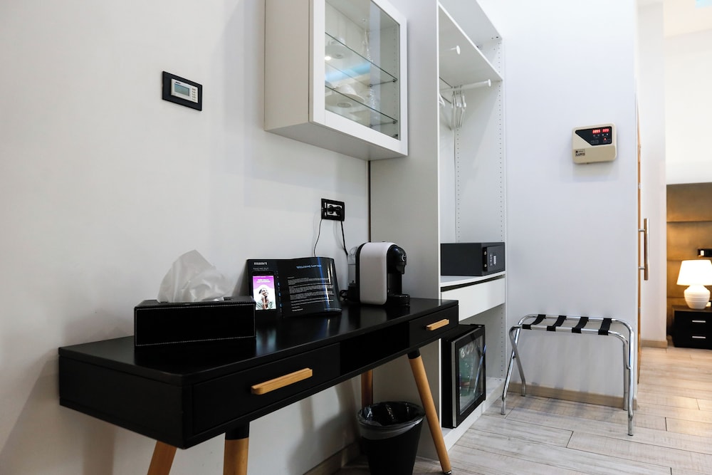 CA Domus Collection Escape Luxury Suite 9