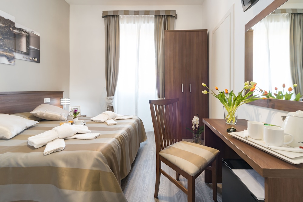 Sweet Holidays In Rome 6
