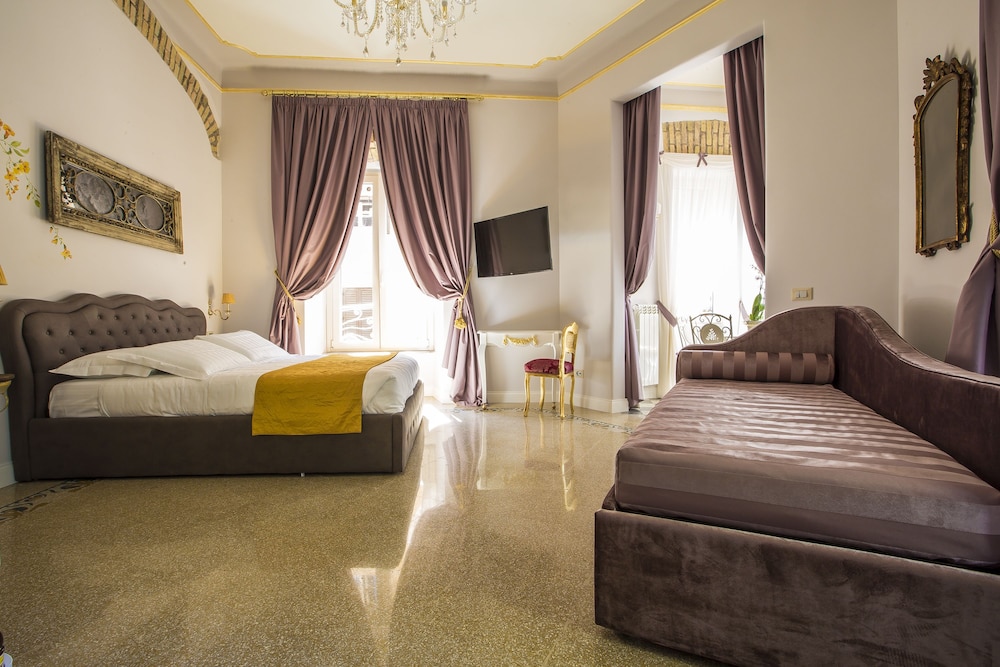 Trastevere Royal Suite 12