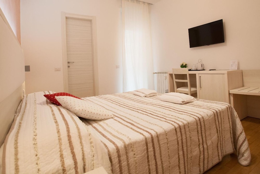 Bed and Breakfast Momenti Romani 21