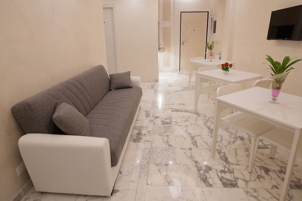 Bed and Breakfast Momenti Romani 2