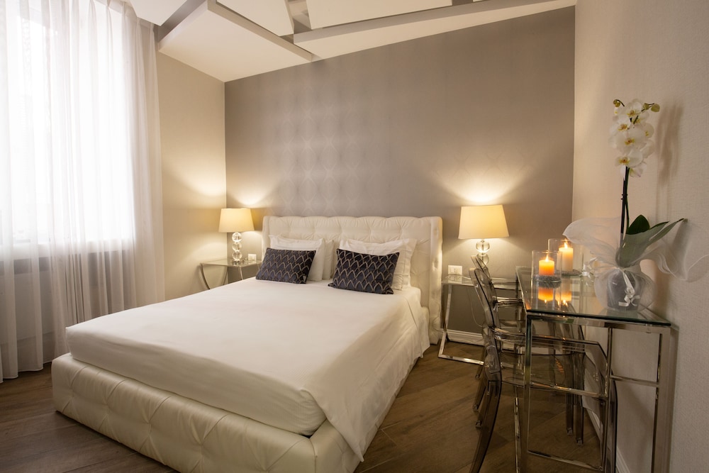 Spagna Boutique Luxury Suites 7