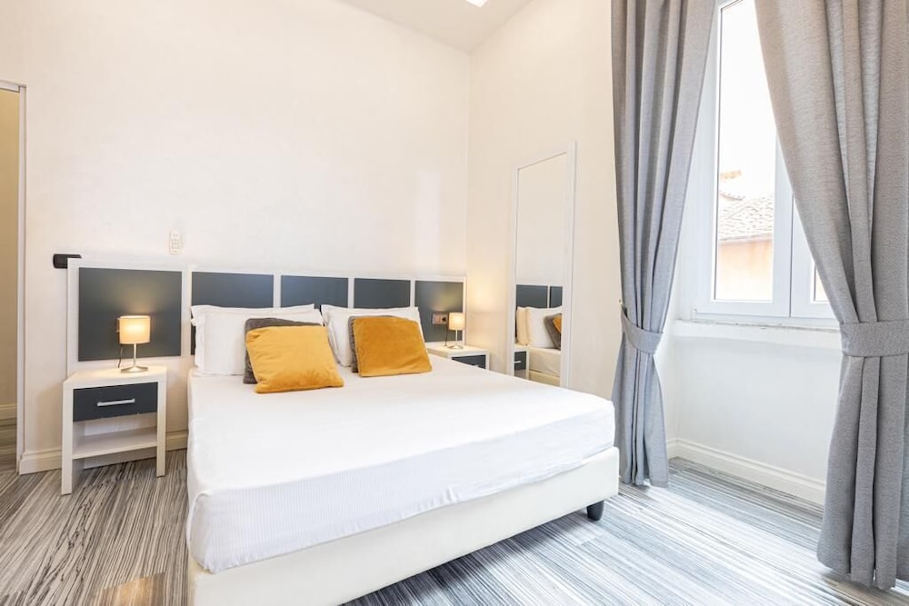 Spagna Boutique Luxury Suites 18