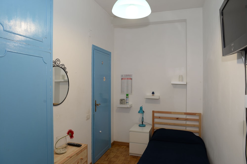 Emilio's Home 21