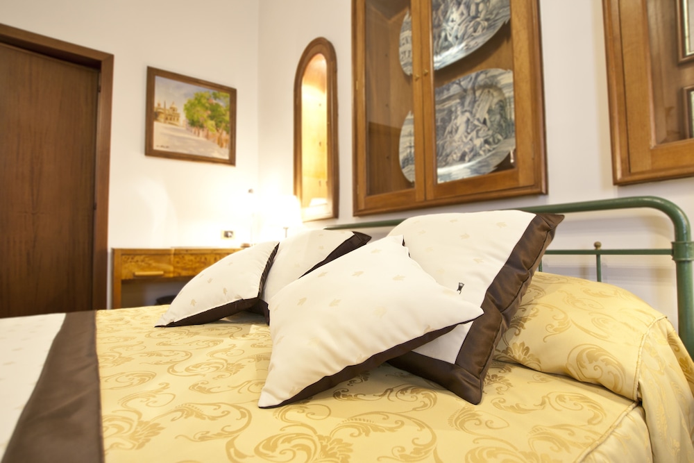Guesthouse Borromeo Roma 19