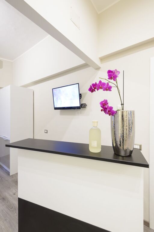 RHS Rienzo Suite 3