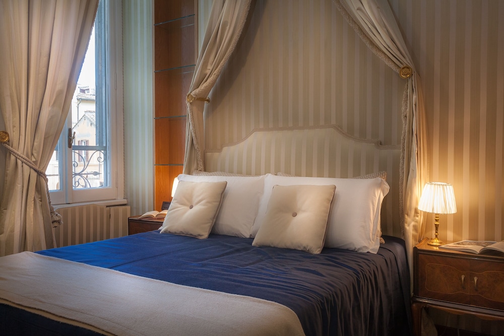 Amazing Suite Piazza Navona 9