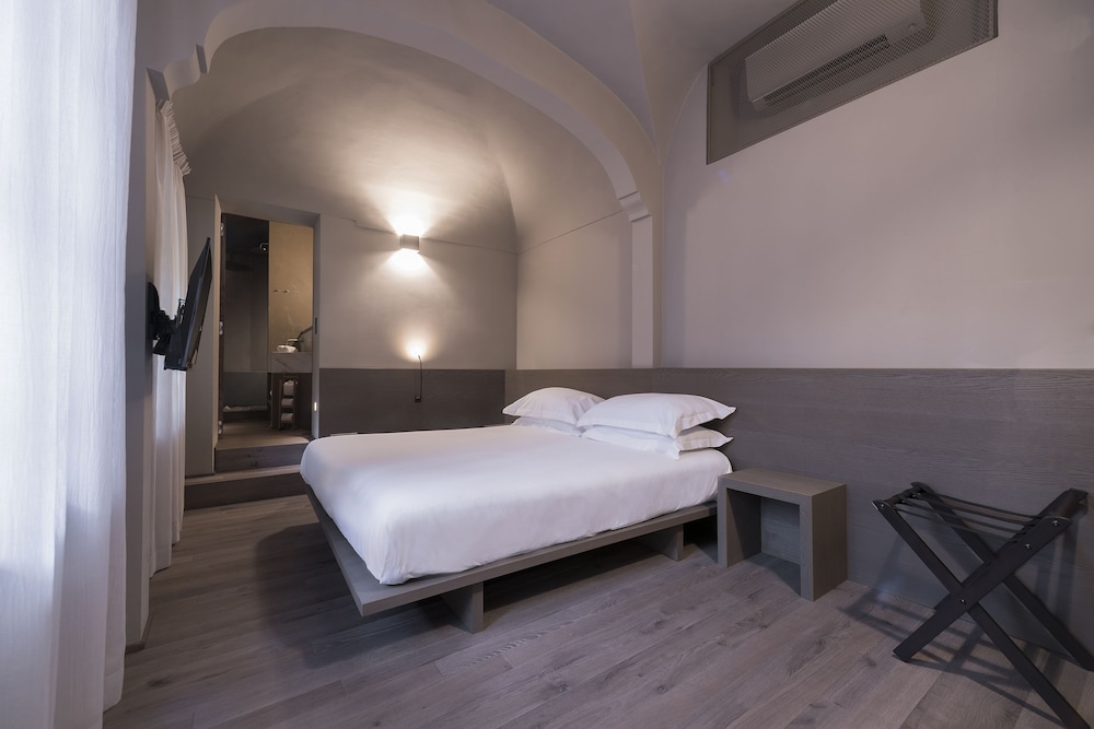 Hotel Dei Barbieri 13
