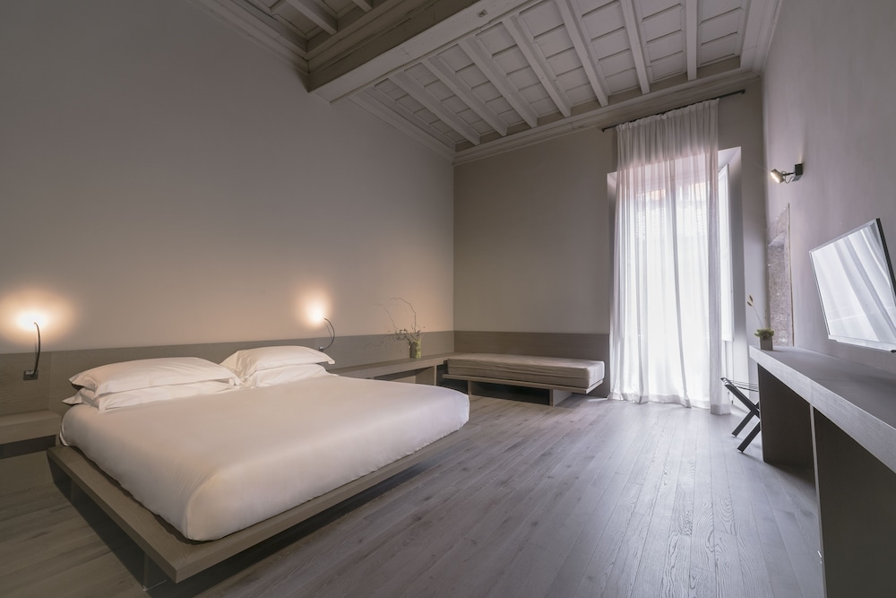 Hotel Dei Barbieri 12