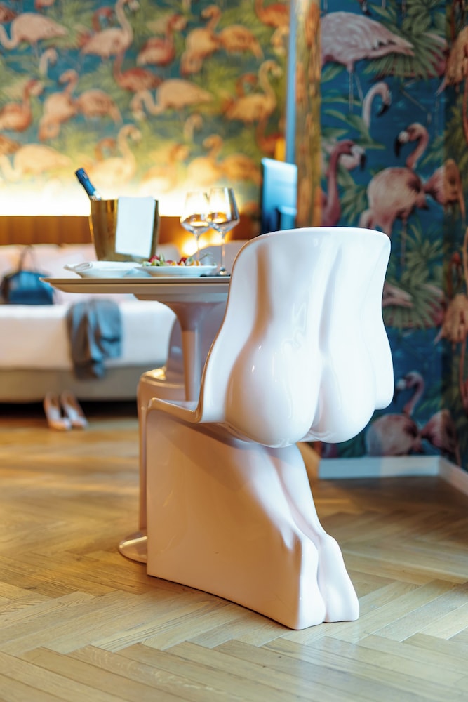 Collini Rooms 14