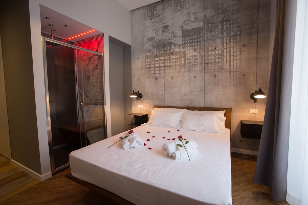 Ara Suite 10