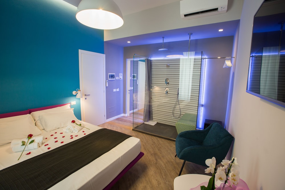Ara Suite 4