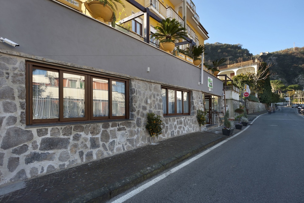 Sorrento Central Bed & Breakfast 1