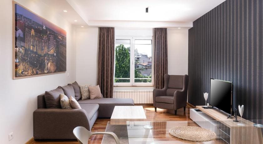 Feel Belgrade Aparthotel 1