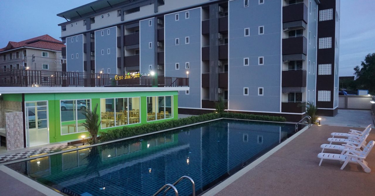 Gold Airport Suites 24
