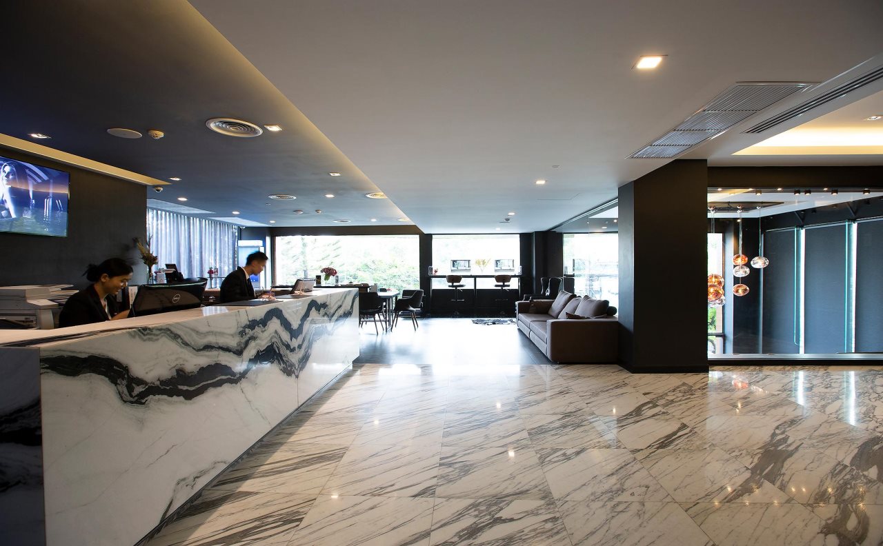 Stay Hotel 12