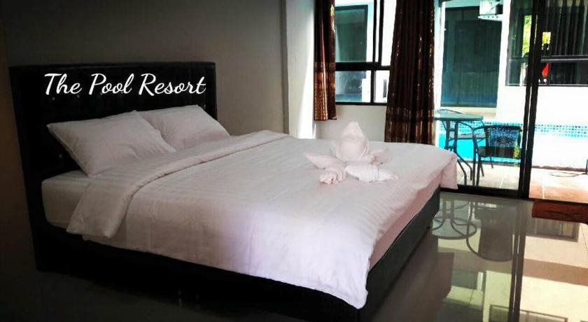 The Pool Resort 4