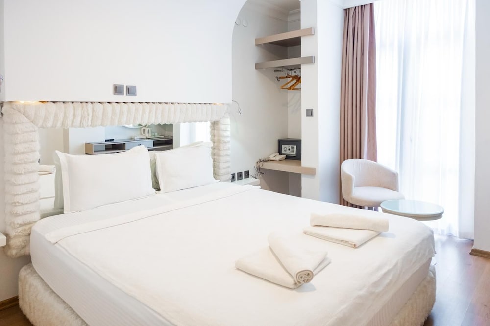 Nfk The House Hotel 24