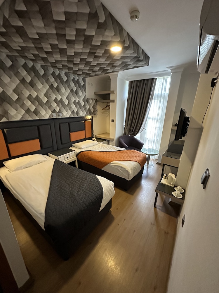 Nfk The House Hotel 11