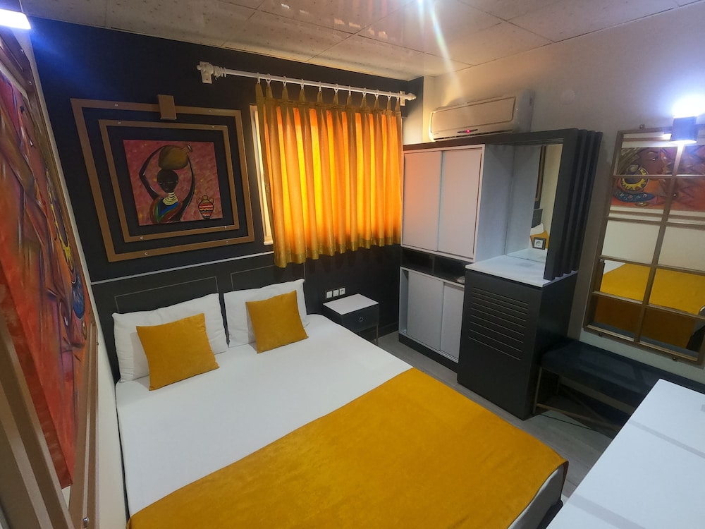 Exporoyal Hotel 6