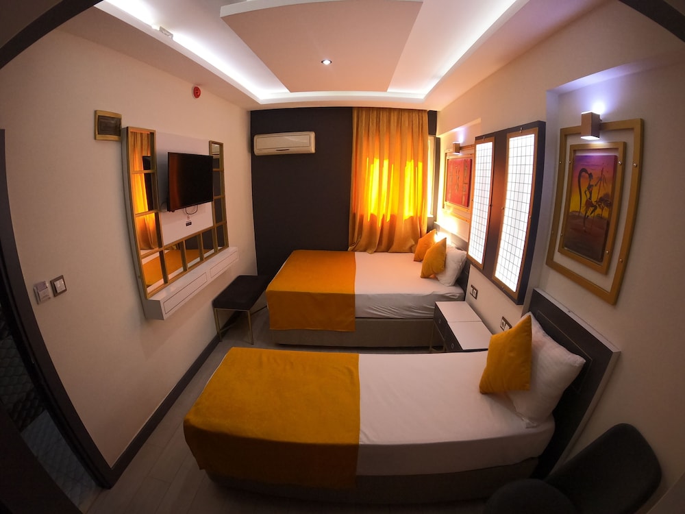 Exporoyal Hotel 11