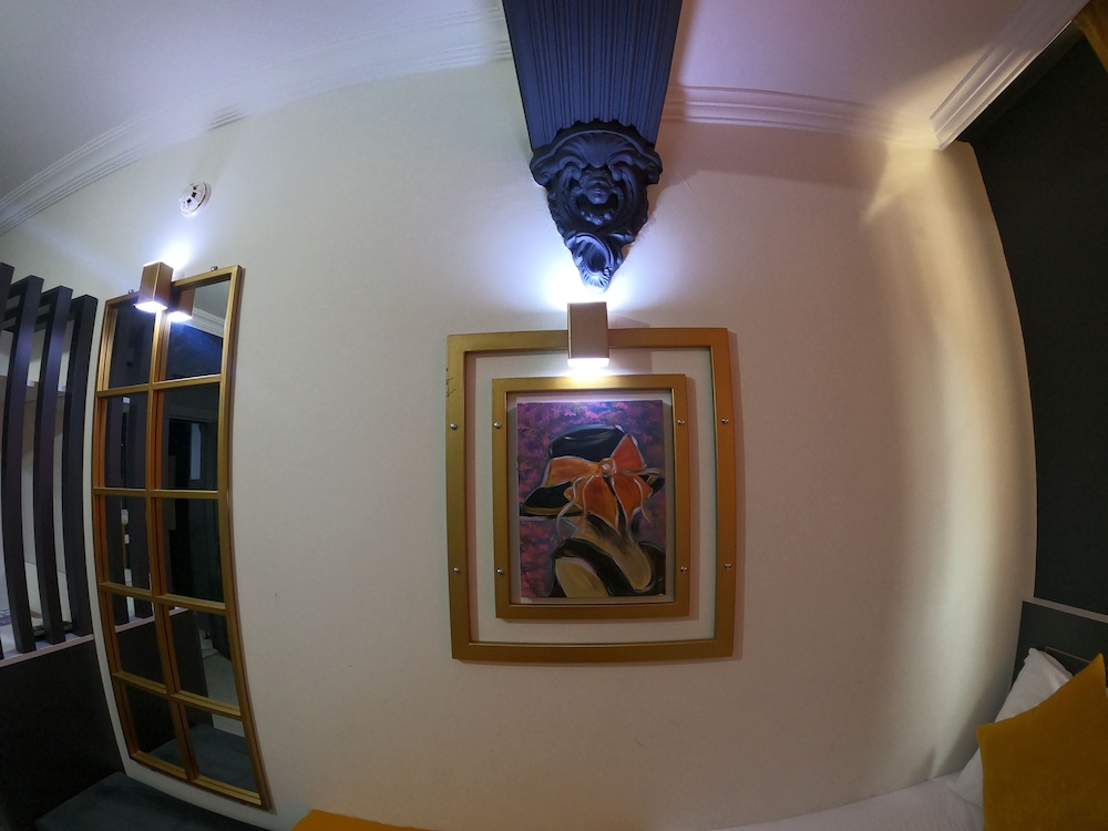 Exporoyal Hotel 16