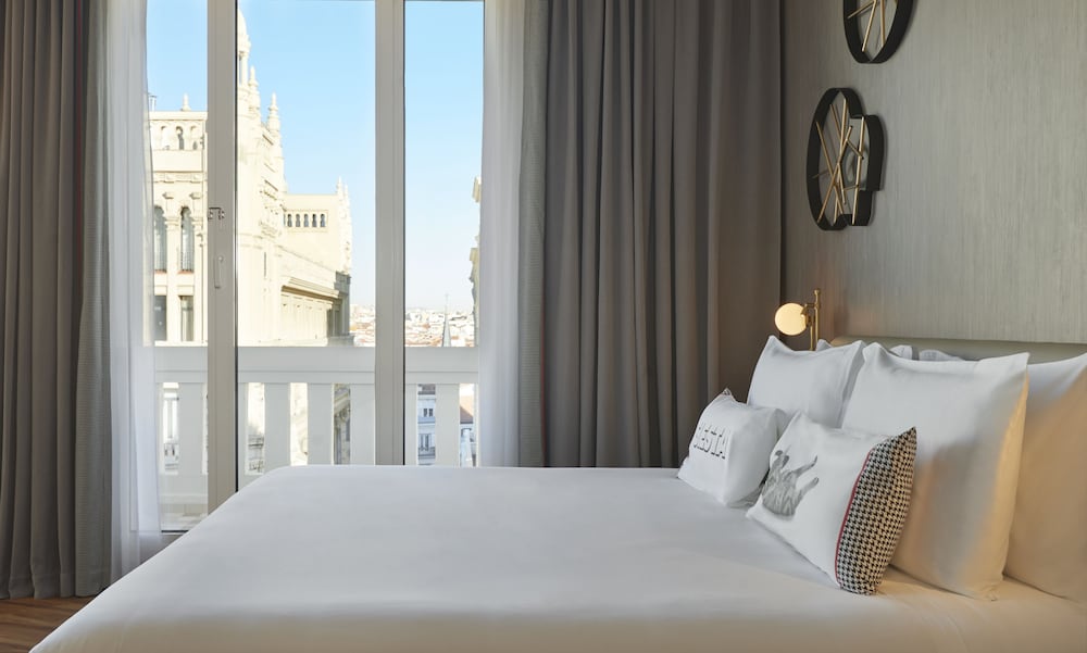 Hyatt Centric Gran Via Madrid 13