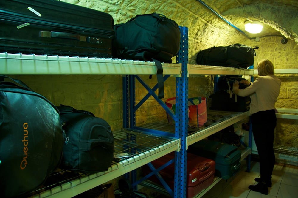 Bastille Hostel 4