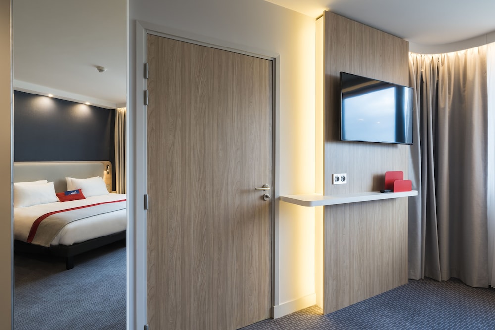Holiday Inn Express Paris - CDG Airport 7