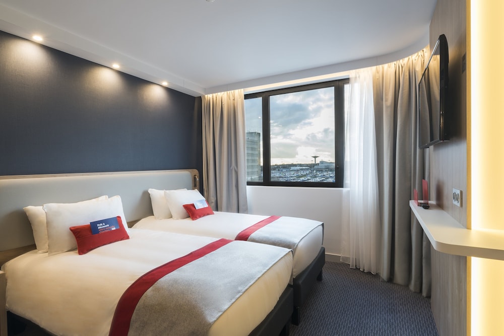 Holiday Inn Express Paris - CDG Airport 16