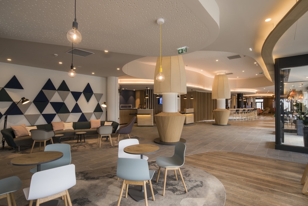 Holiday Inn Express Paris - CDG Airport 3