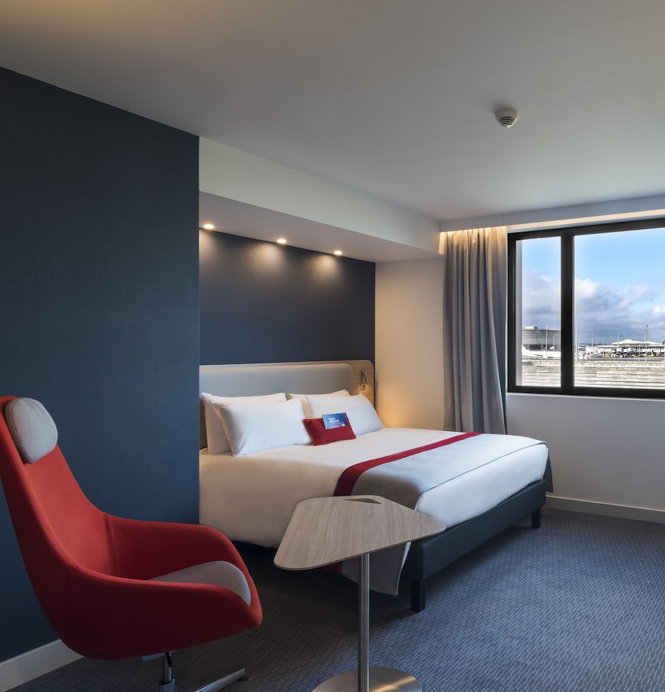 Holiday Inn Express Paris - CDG Airport 10
