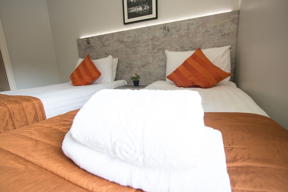 Westciti Caroco Aparthotel 16