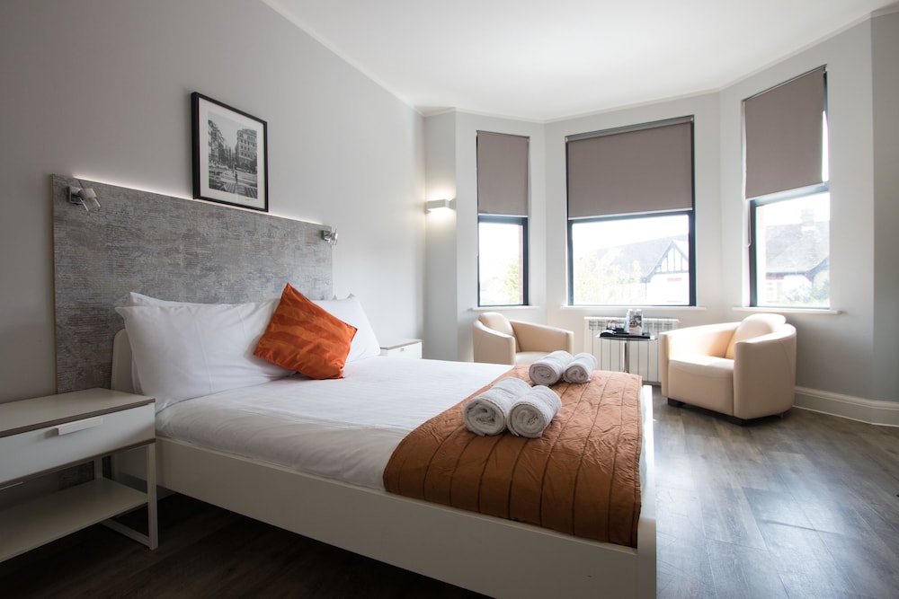 Westciti Caroco Aparthotel 23