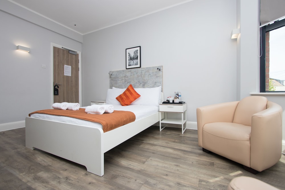 Westciti Caroco Aparthotel 22
