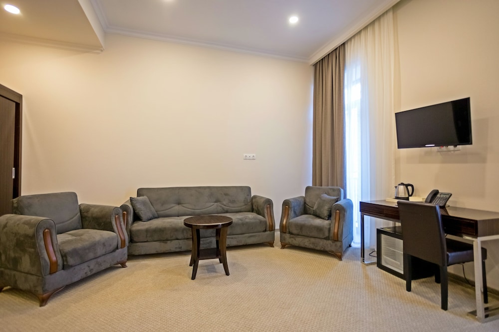 Hotel Genio 18