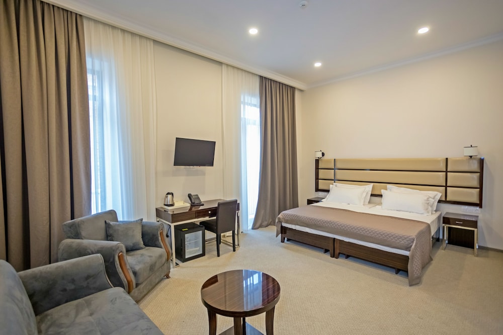 Hotel Genio 8