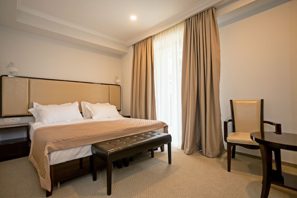 Hotel Genio 4