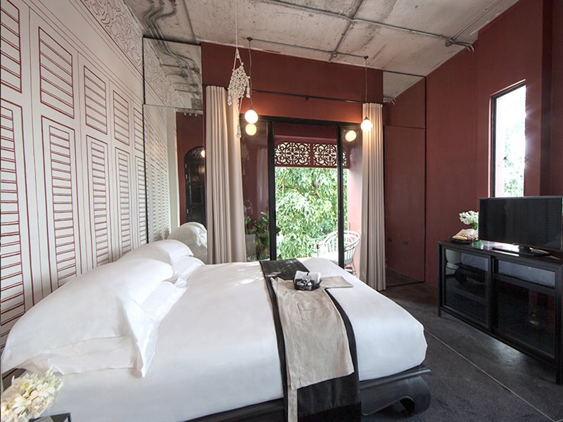 Amdaeng Bangkok Riverside Hotel 2